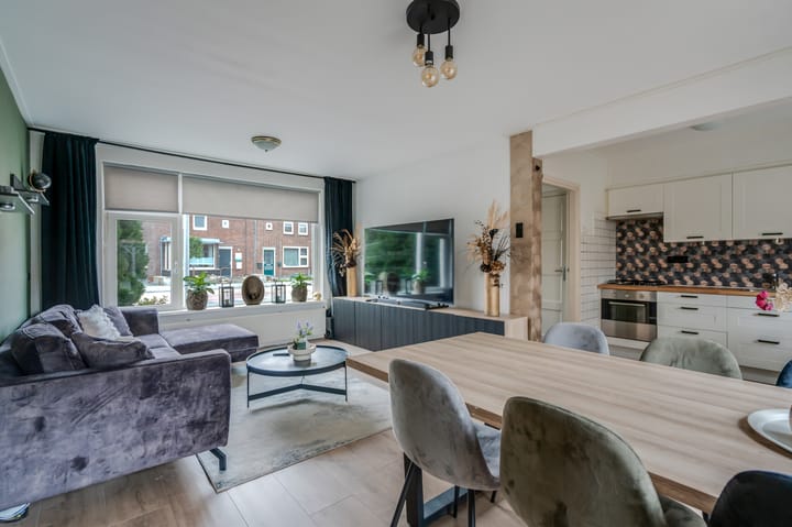 Photo 14 of Karel Doormanstraat 11