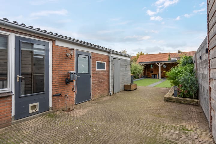 Photo 16 of Karel Doormanstraat 11