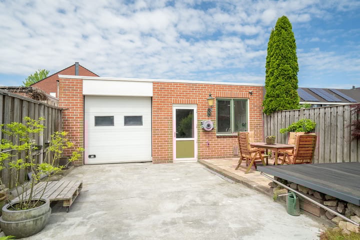 Foto 30 van Schoolstraat 50