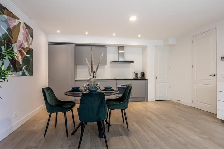 Photo 13 of Mathenesserlaan 247-B