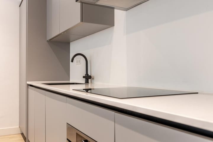 Photo 15 of Mathenesserlaan 247-B