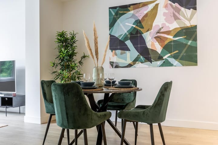 Photo 17 of Mathenesserlaan 247-B