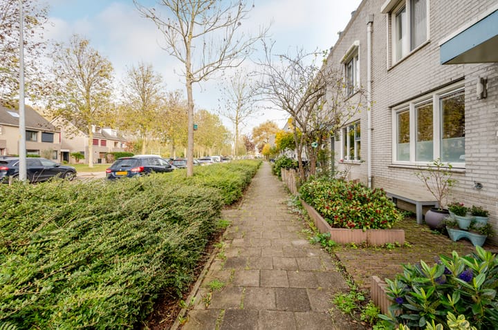 Foto 41 van Jacques Brelweg 36