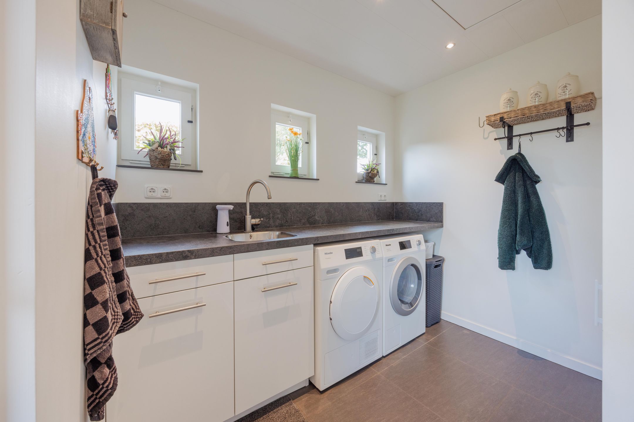 Photo 24 of Schiksedijk 15