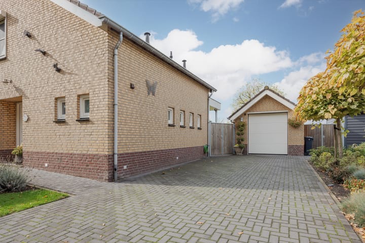 Photo 8 of Schiksedijk 15