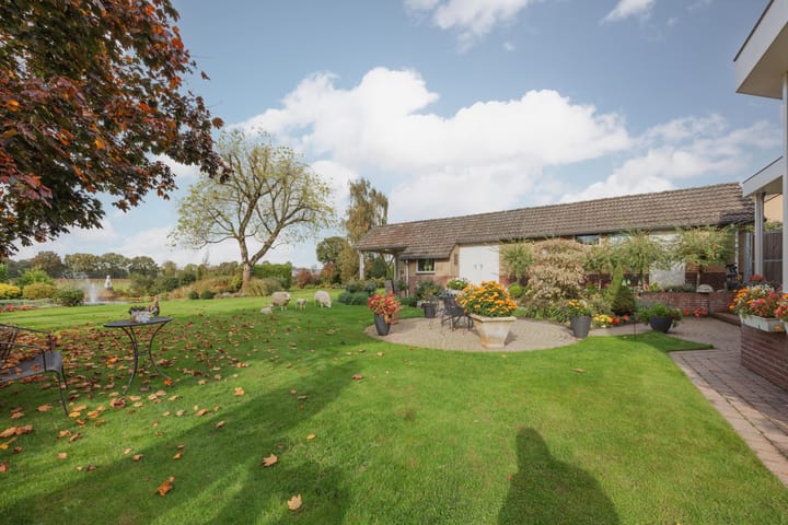 Photo 45 of Schiksedijk 15