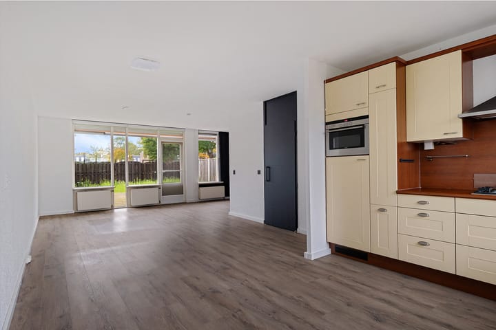 Foto 2 van Tjalk 23 14