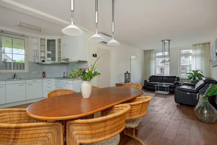 Photo 11 of Meester Theelenstraat 2