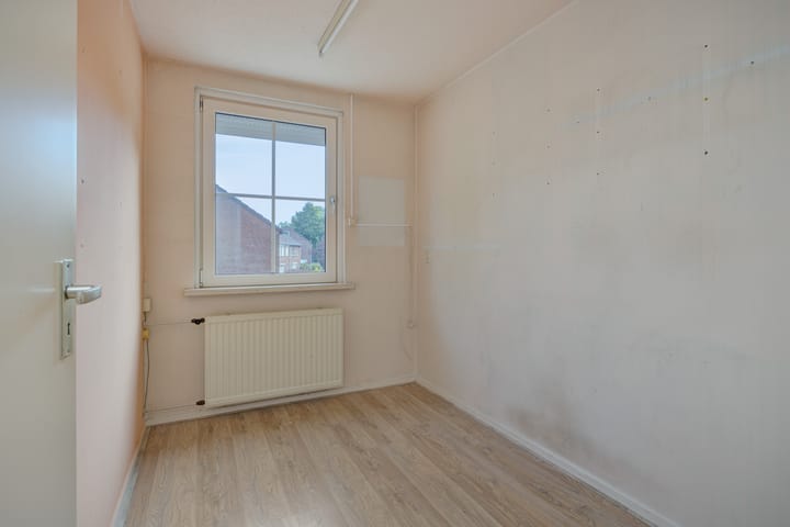 Photo 15 of Meester Theelenstraat 2