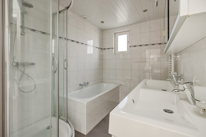 Photo 16 of Meester Theelenstraat 2