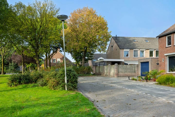 Photo 26 of Meester Theelenstraat 2