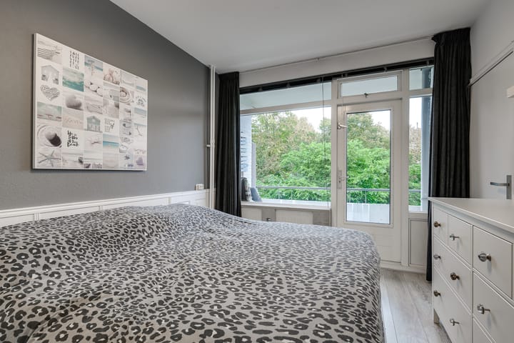 Photo 3 of Burgemeester Caan van Necklaan 530