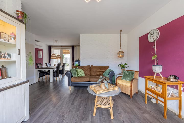 Photo 6 of Morelstraat 9