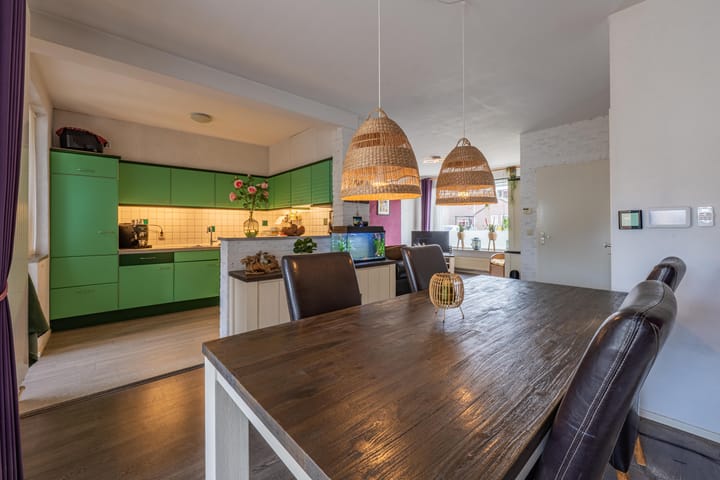 Photo 15 of Morelstraat 9