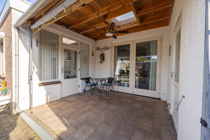 Photo 50 of Morelstraat 9