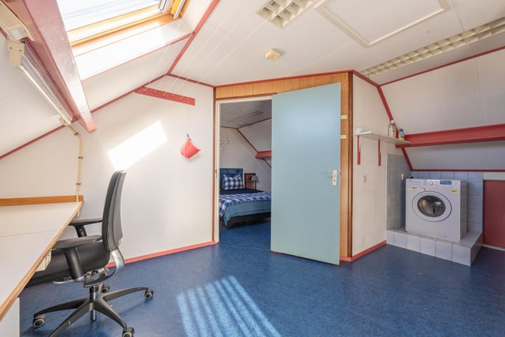 Photo 38 of Morelstraat 9