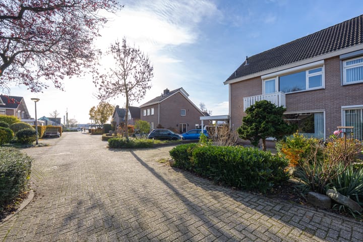 Photo 65 of Morelstraat 9