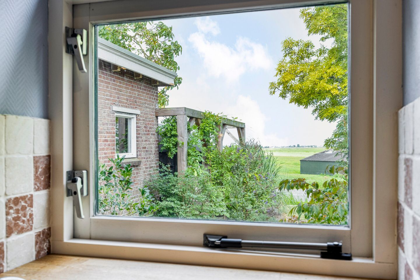 Photo 10 of Achterweg 2