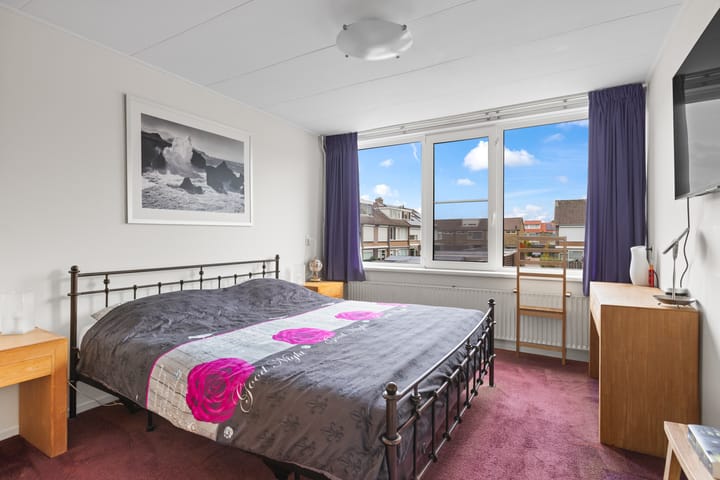 Photo 19 of Jan van Ieperenstraat 27