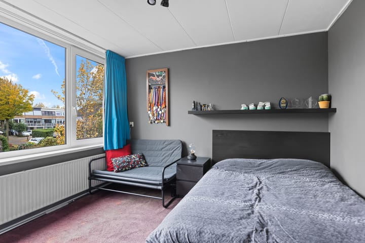 Photo 23 of Jan van Ieperenstraat 27