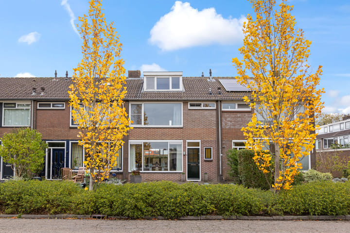 Photo 46 of Jan van Ieperenstraat 27