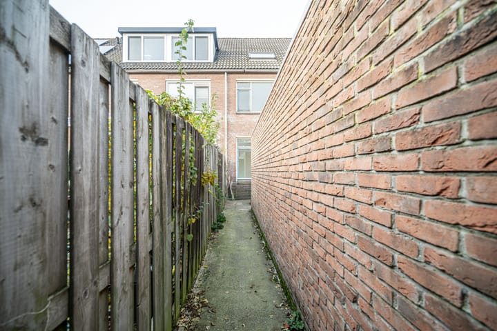 Foto 11 van Louise de Colignystraat 5