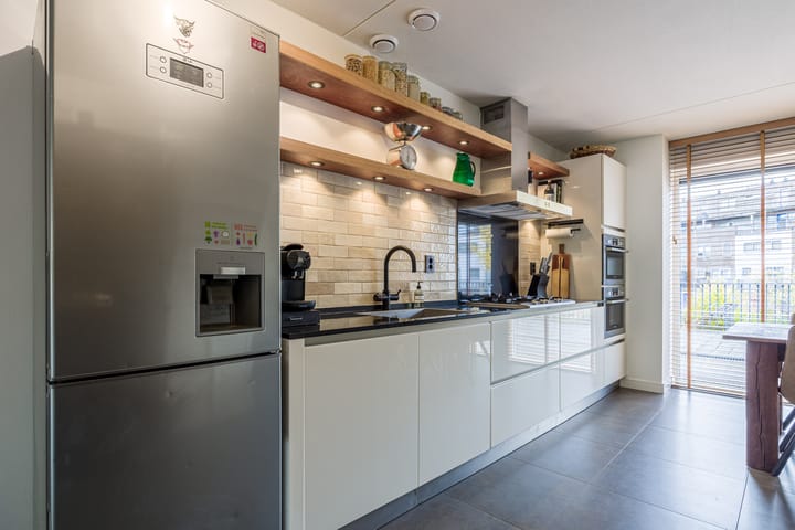 Foto 13 van Emily Brontësingel 125