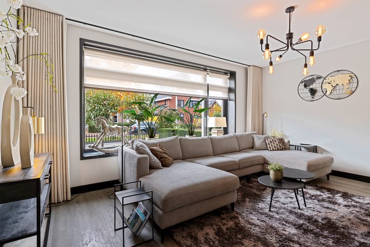 Foto 11 van Einsteinhage 7