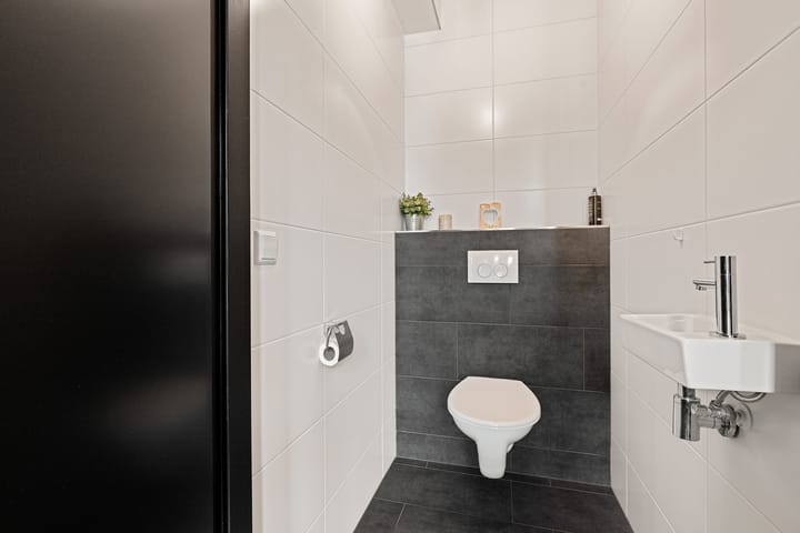 Foto 6 van Einsteinhage 7