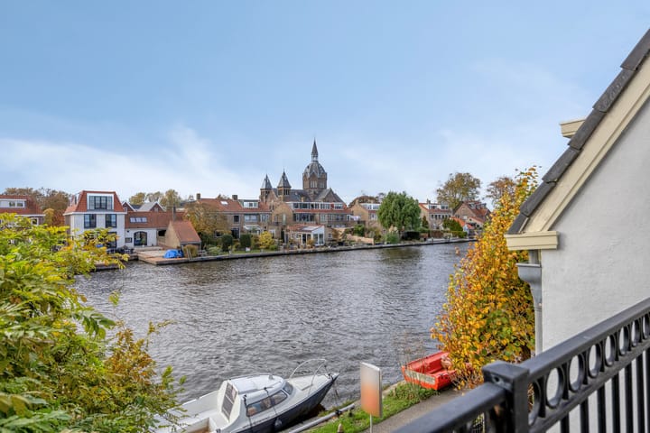 Photo 3 of Hoofdstraat 100