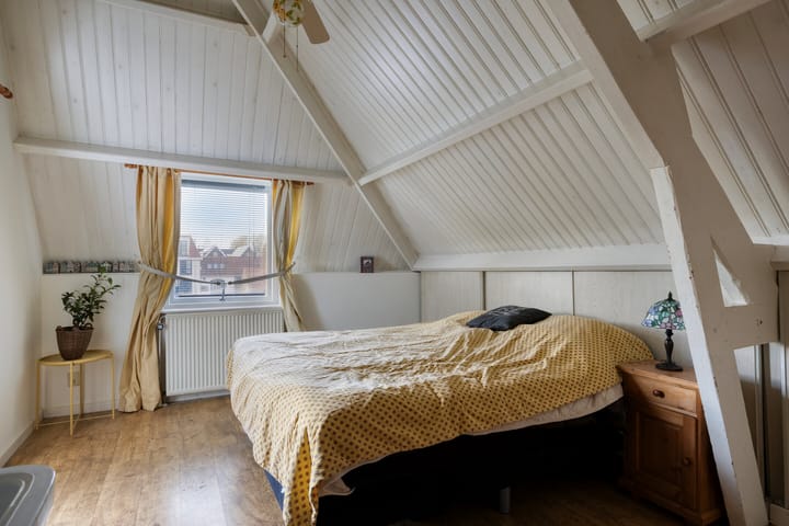 Foto 33 van Hoofdstraat 100