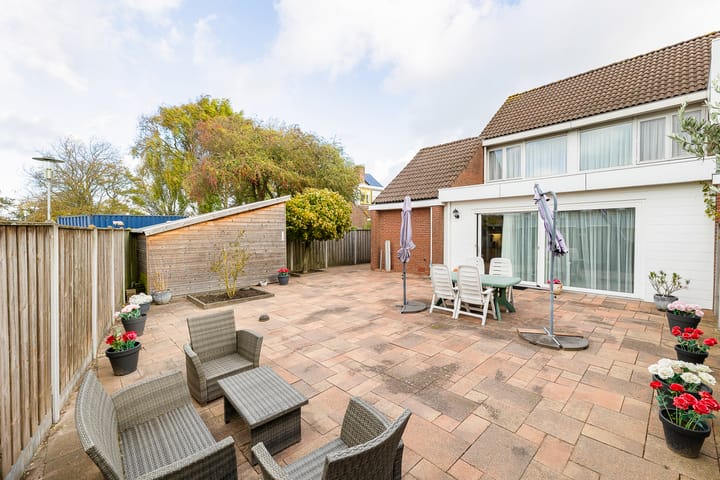 Photo 22 of Aalbersestraat 13