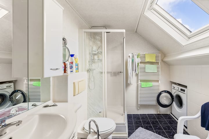 Photo 31 of Aalbersestraat 13