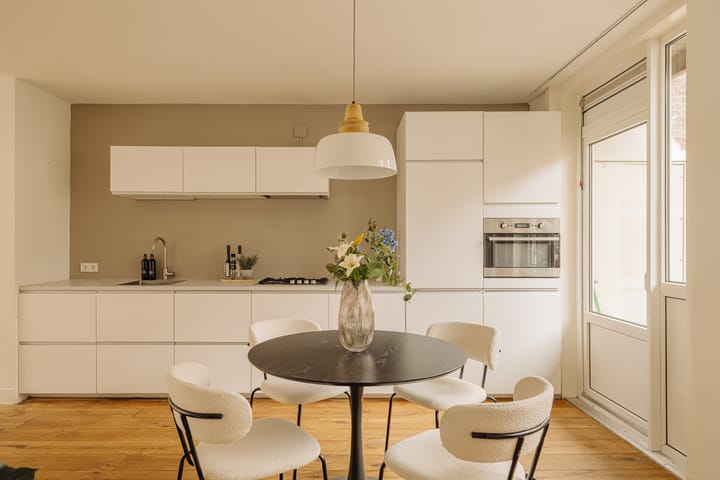 Photo 8 of Van Helt Stocadestraat 26-1