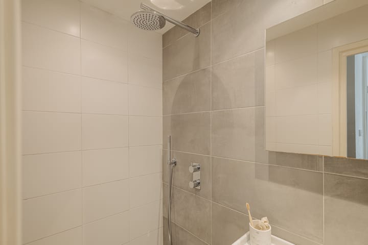 Photo 18 of Van Helt Stocadestraat 26-1