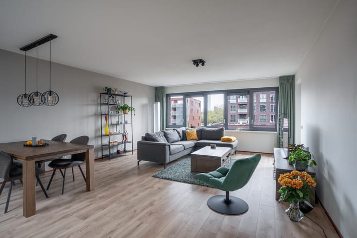 Photo 2 of Sint-Jobskade 560