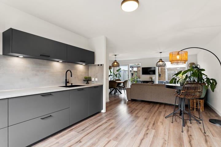 Photo 17 of Eendrachtstraat 27