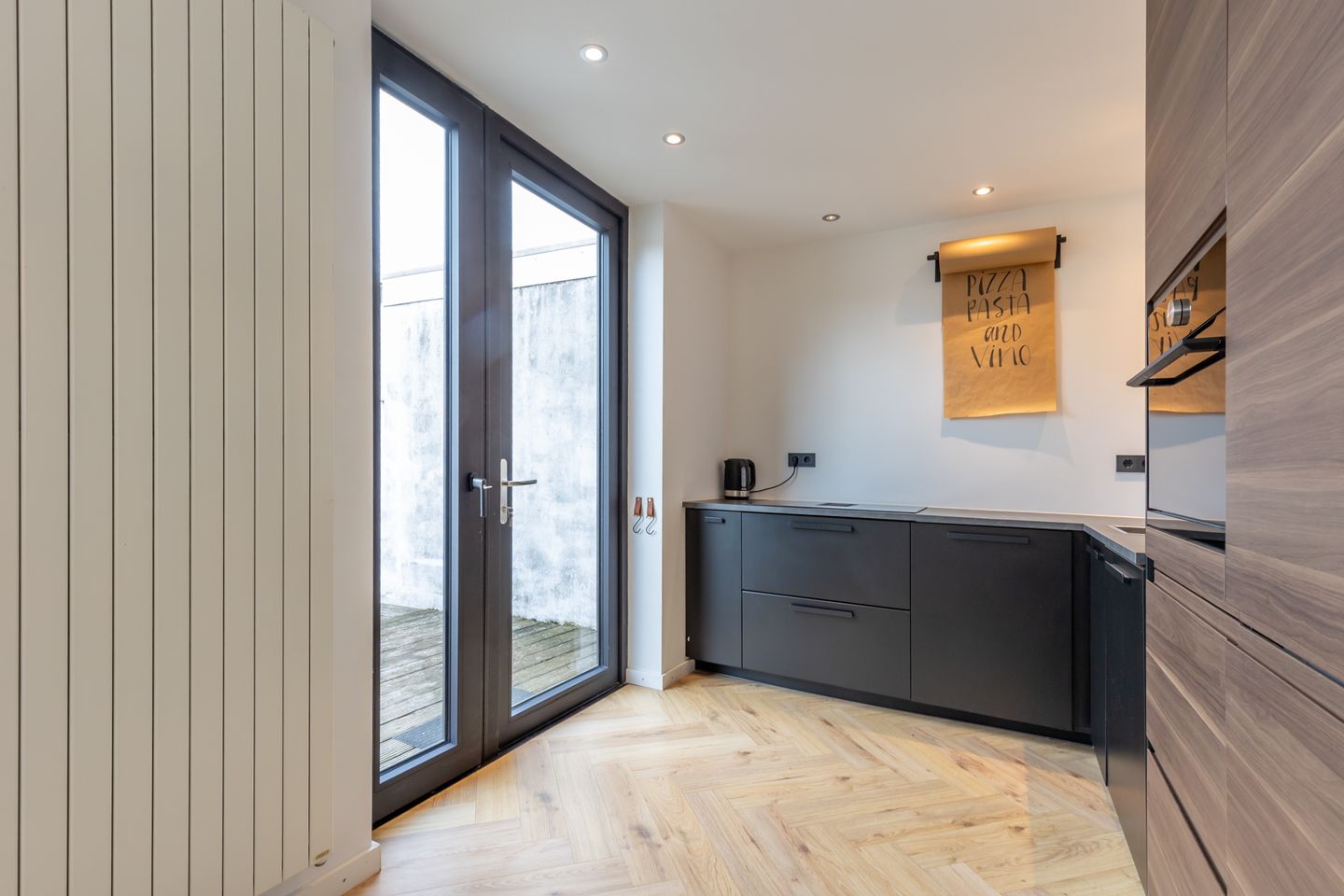 Foto 10 van Broeksittarderweg 124