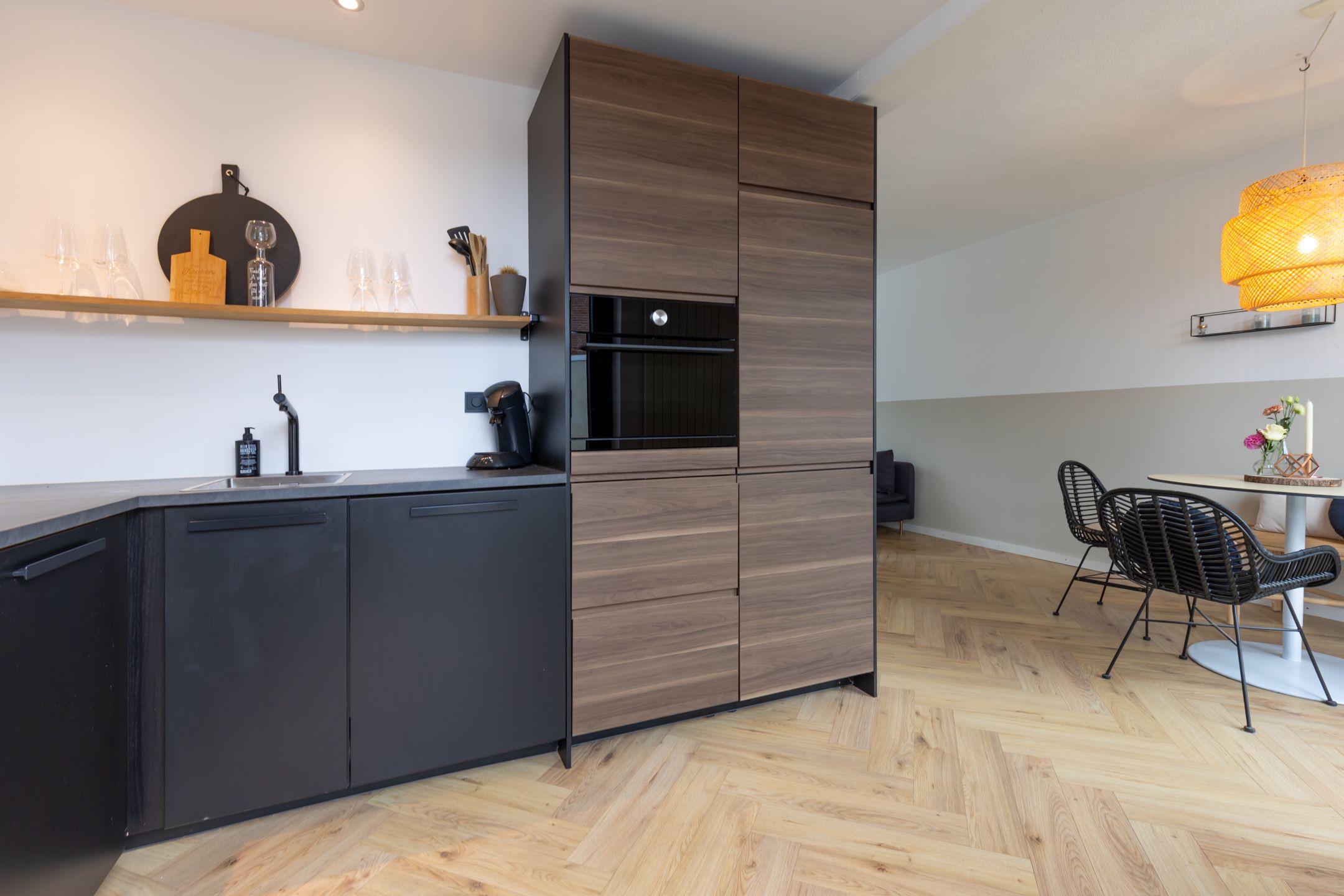 Foto 12 van Broeksittarderweg 124