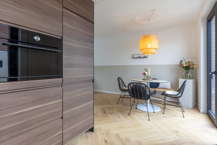 Foto 13 van Broeksittarderweg 124