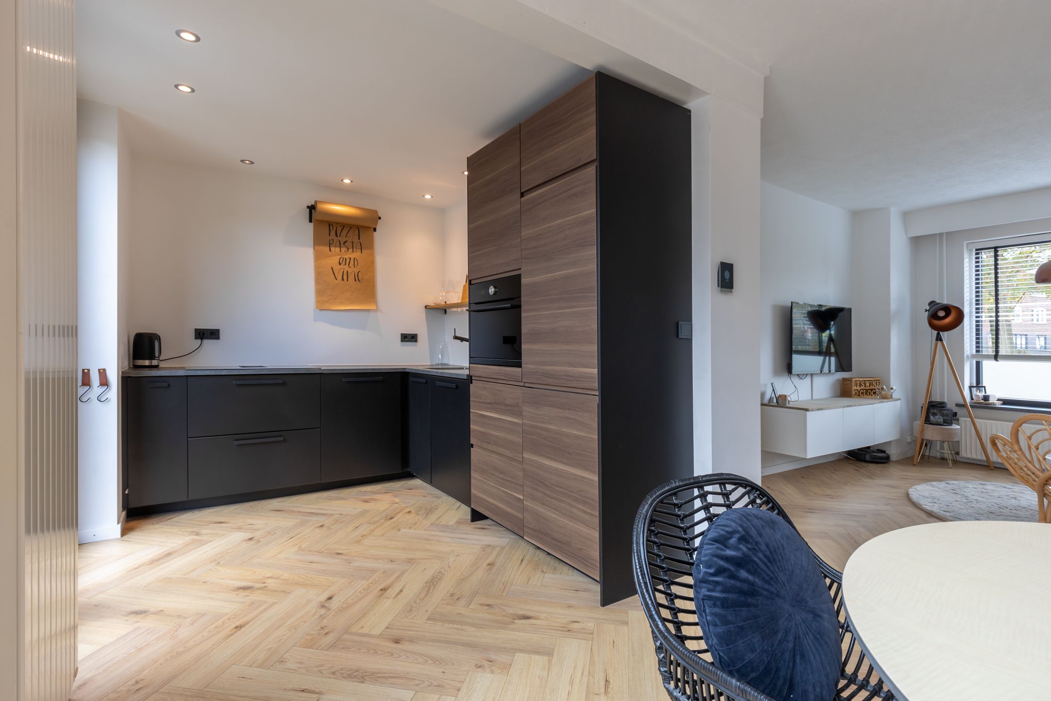 Foto 15 van Broeksittarderweg 124