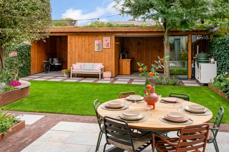 Frees 1 tertiary image