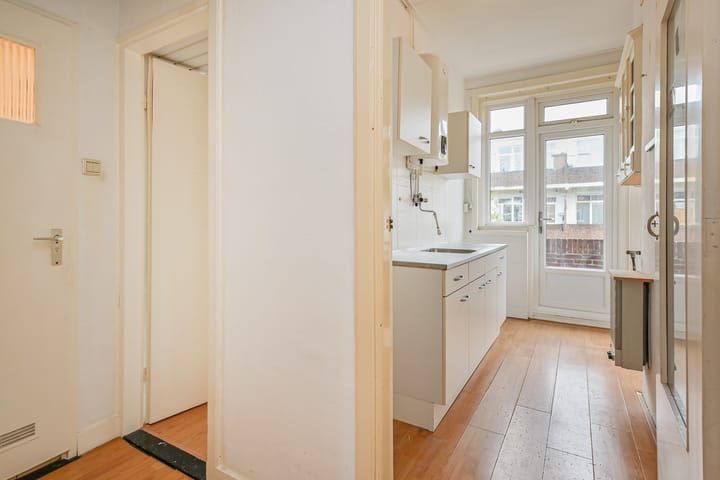 Photo 10 of Nunspeetlaan 237