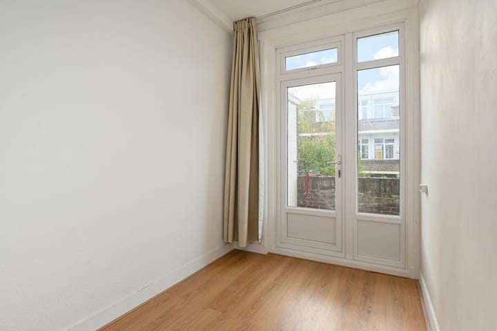 Photo 19 of Nunspeetlaan 237