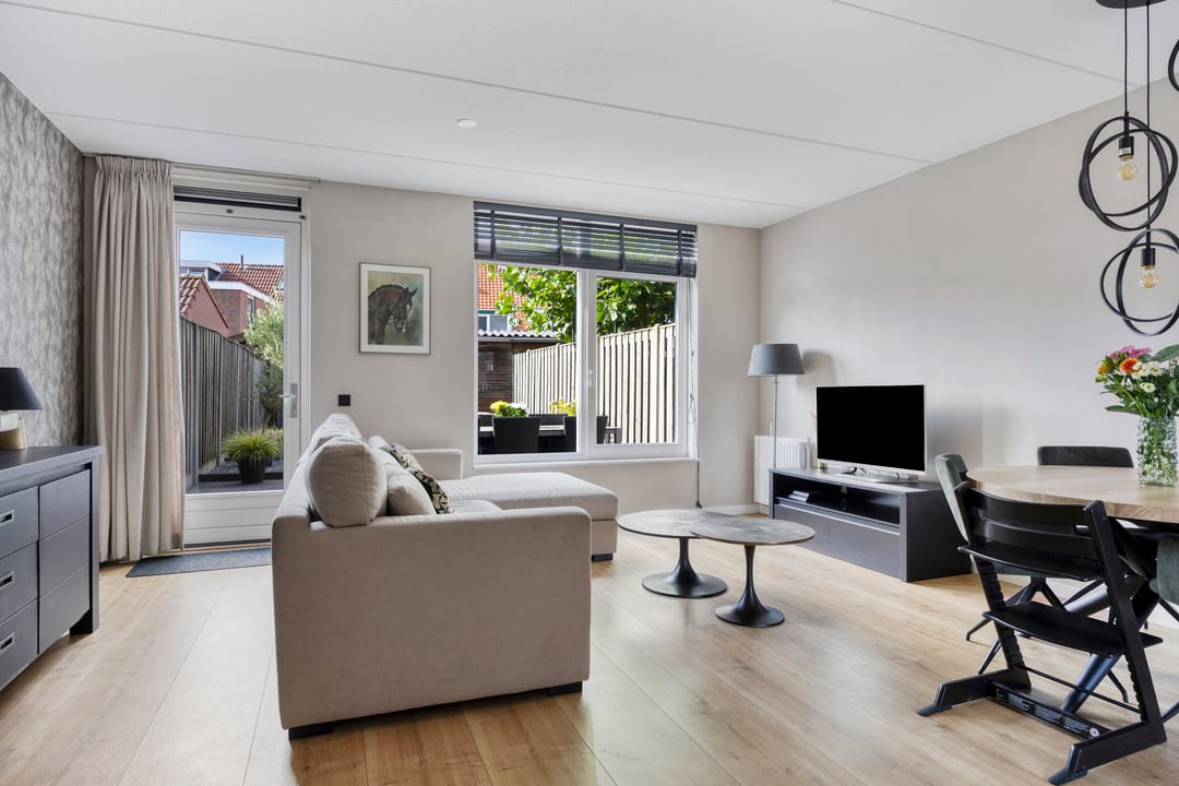 Foto 8 van Maarten van Leeuwenstraat 3