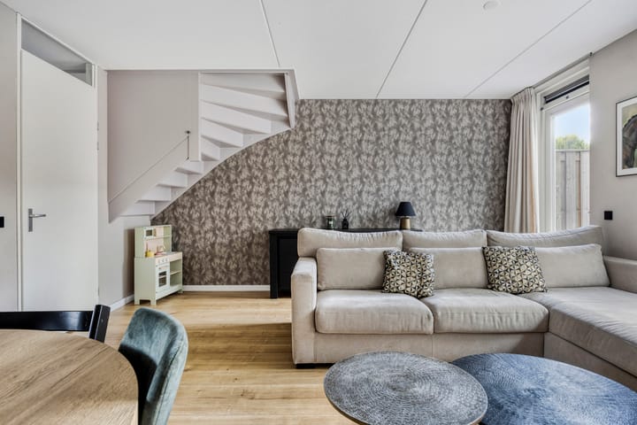 Foto 10 van Maarten van Leeuwenstraat 3