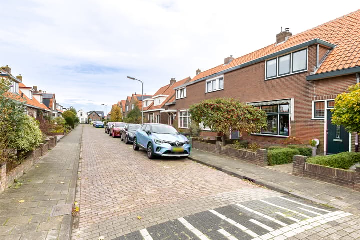 Foto 5 van De Deckerestraat 23