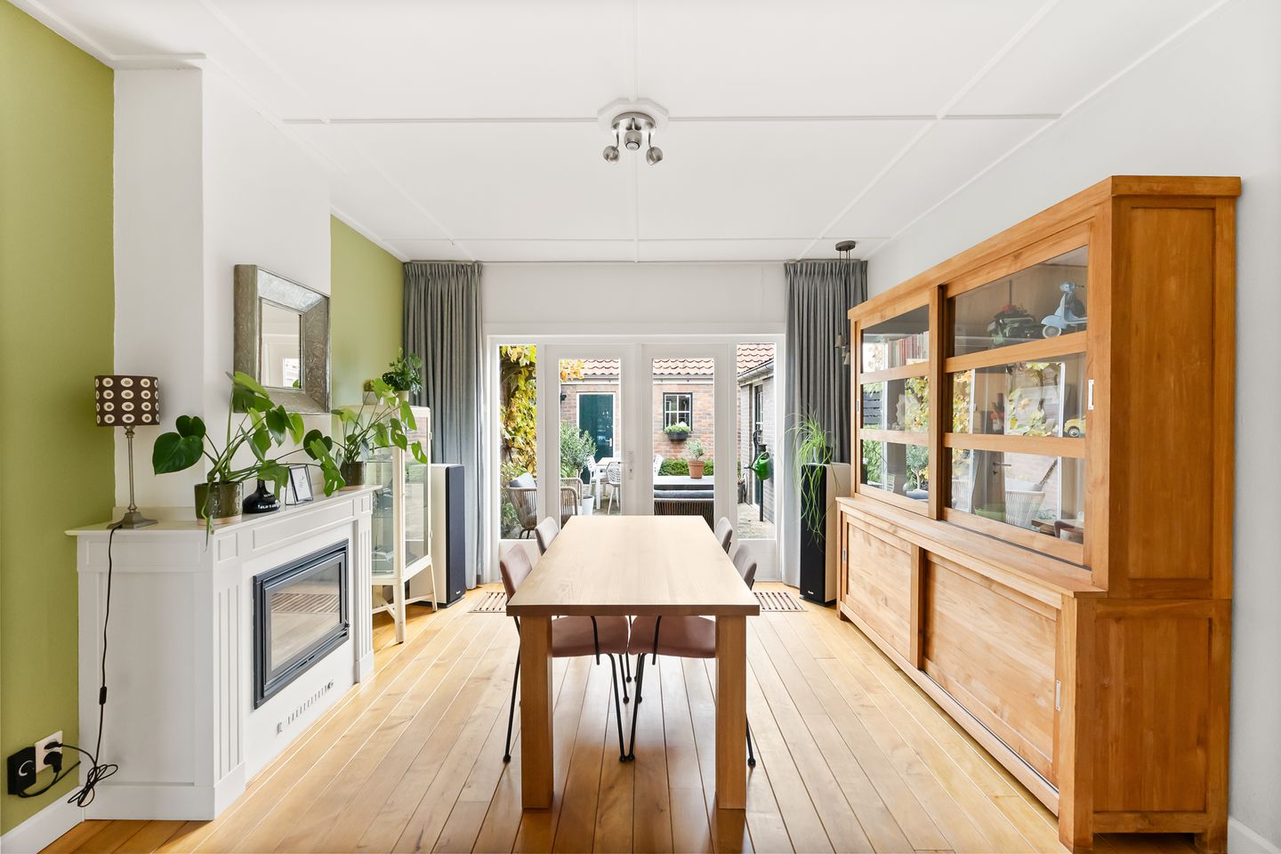 Foto 10 van De Deckerestraat 23