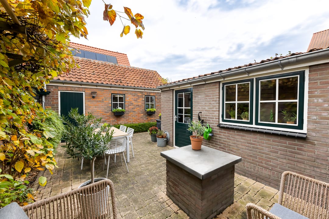 Foto 16 van De Deckerestraat 23