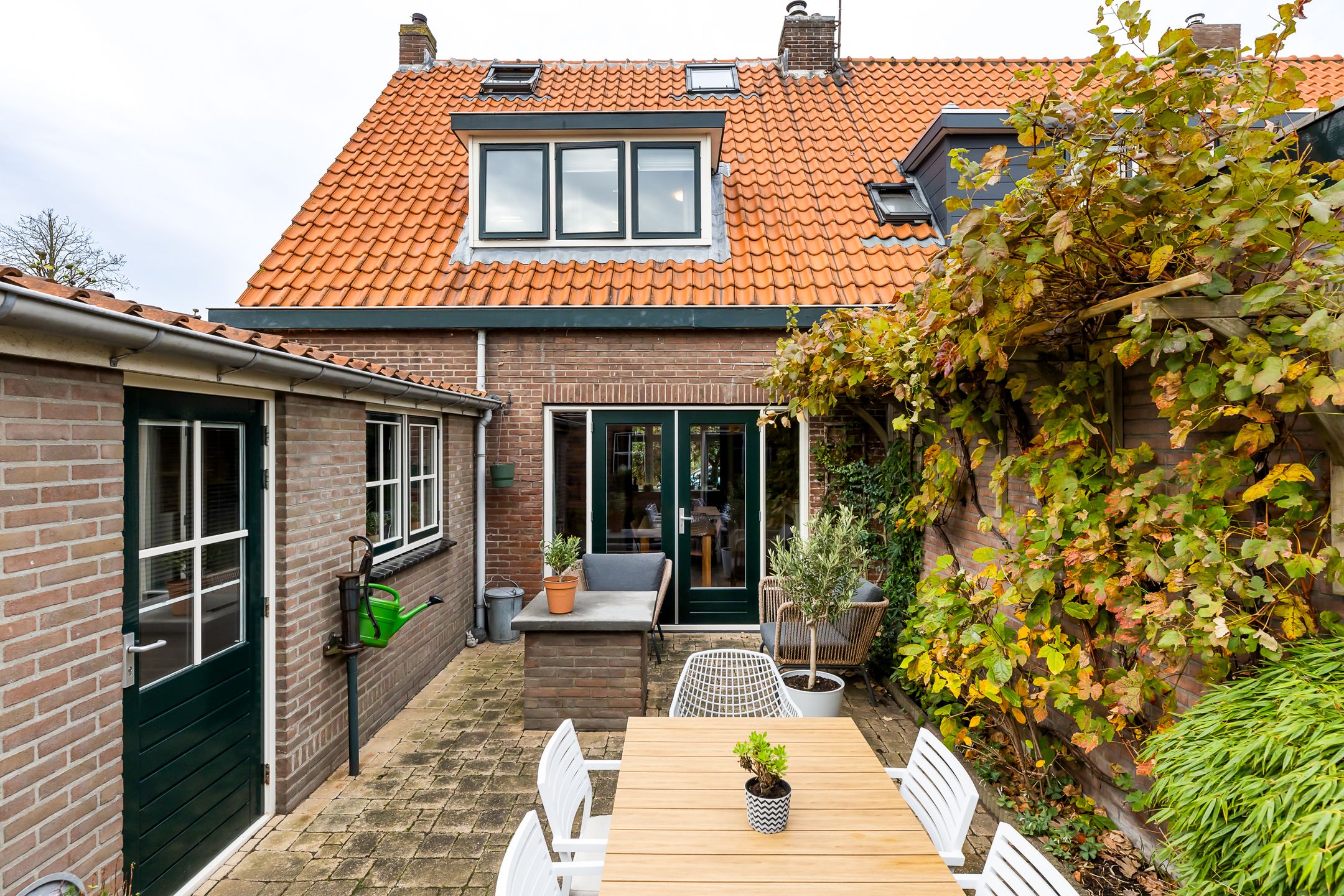 Foto 18 van De Deckerestraat 23